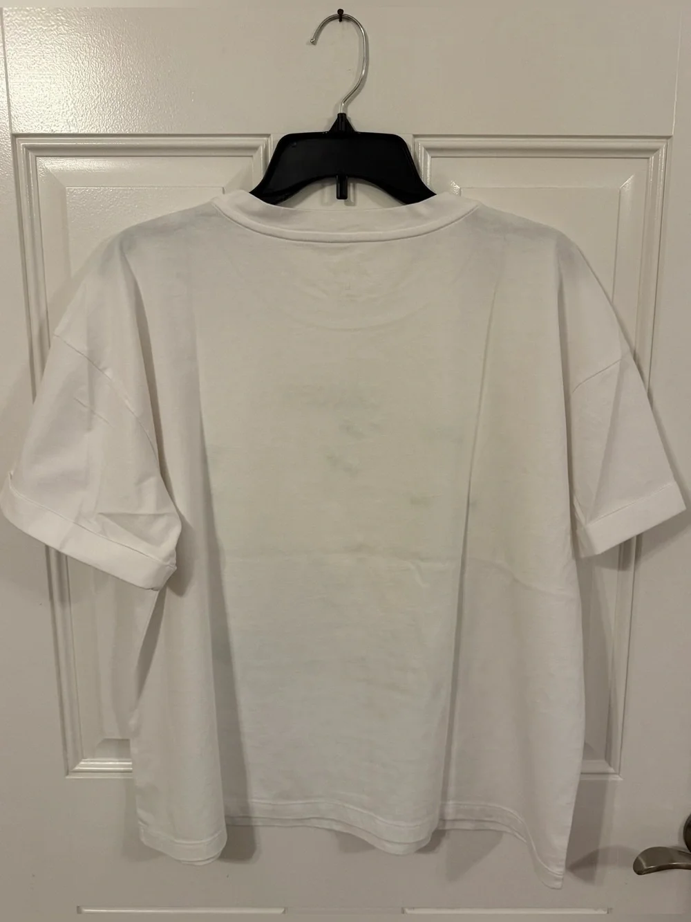 Lilly Pulitzer White Tee with Green Zodiac Graphic - Picture 3 of 8